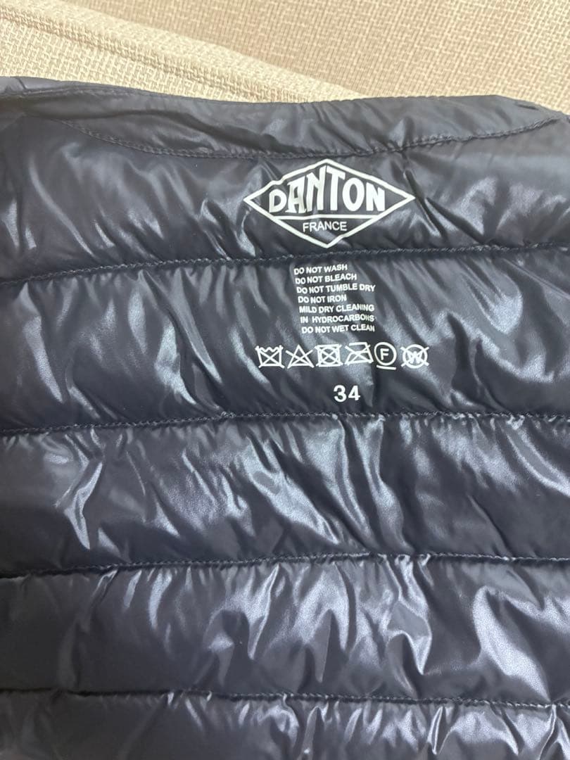 ダントン　ベスト　34 黒