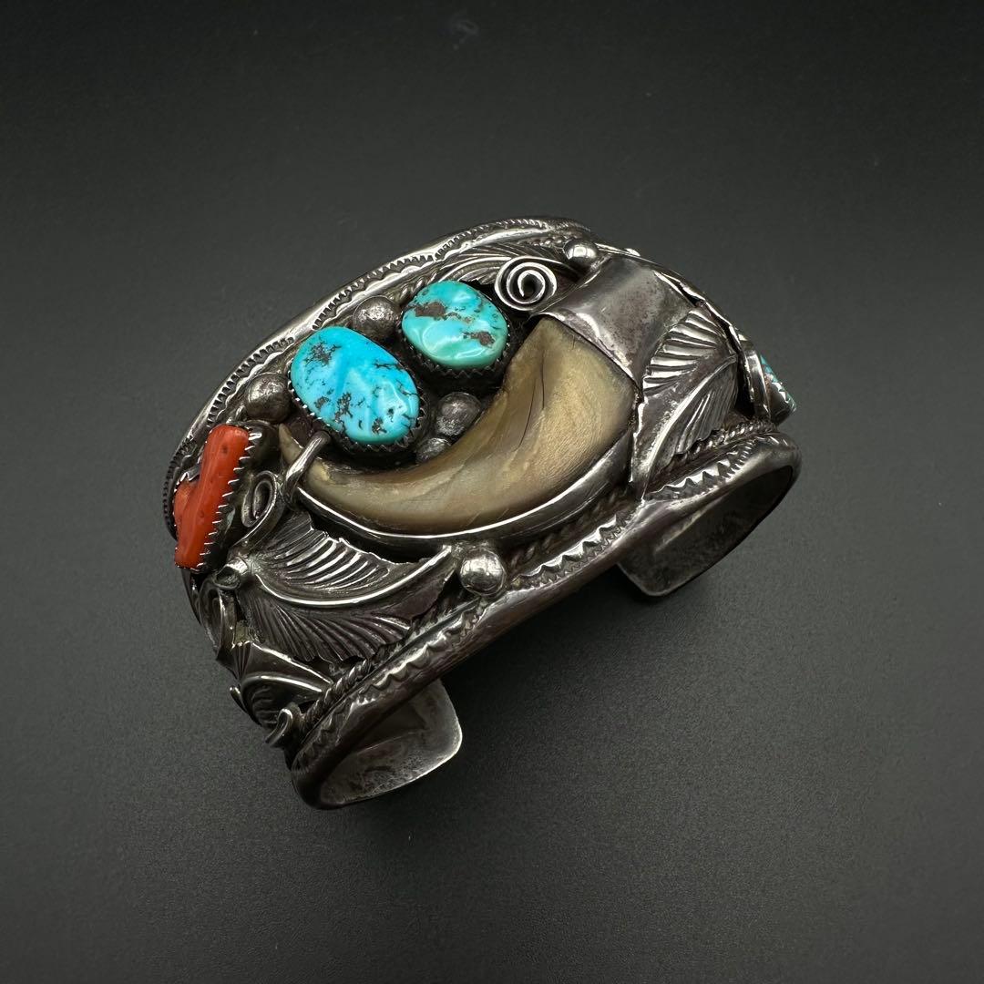 NAVAJO Mike Thomas Jr. ベアクロー×ターコイズ バングル