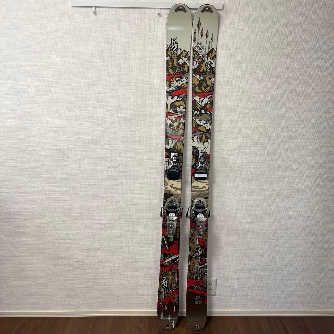 K2 Kung Fujas 179cm とLook pivot 14のセット