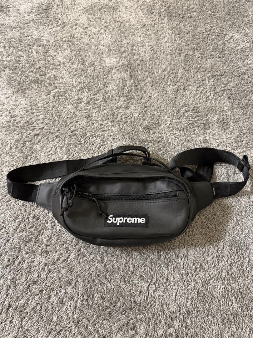 【美品】Supreme 23FW ボディバッグ ウエストバッグ　ブラック