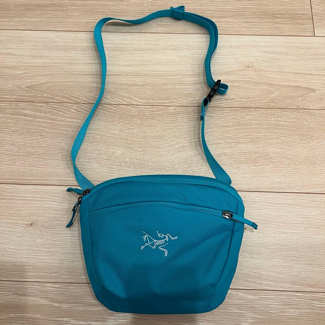Arc'teryx アークテリクス マンティス2ウエストパック ブルー