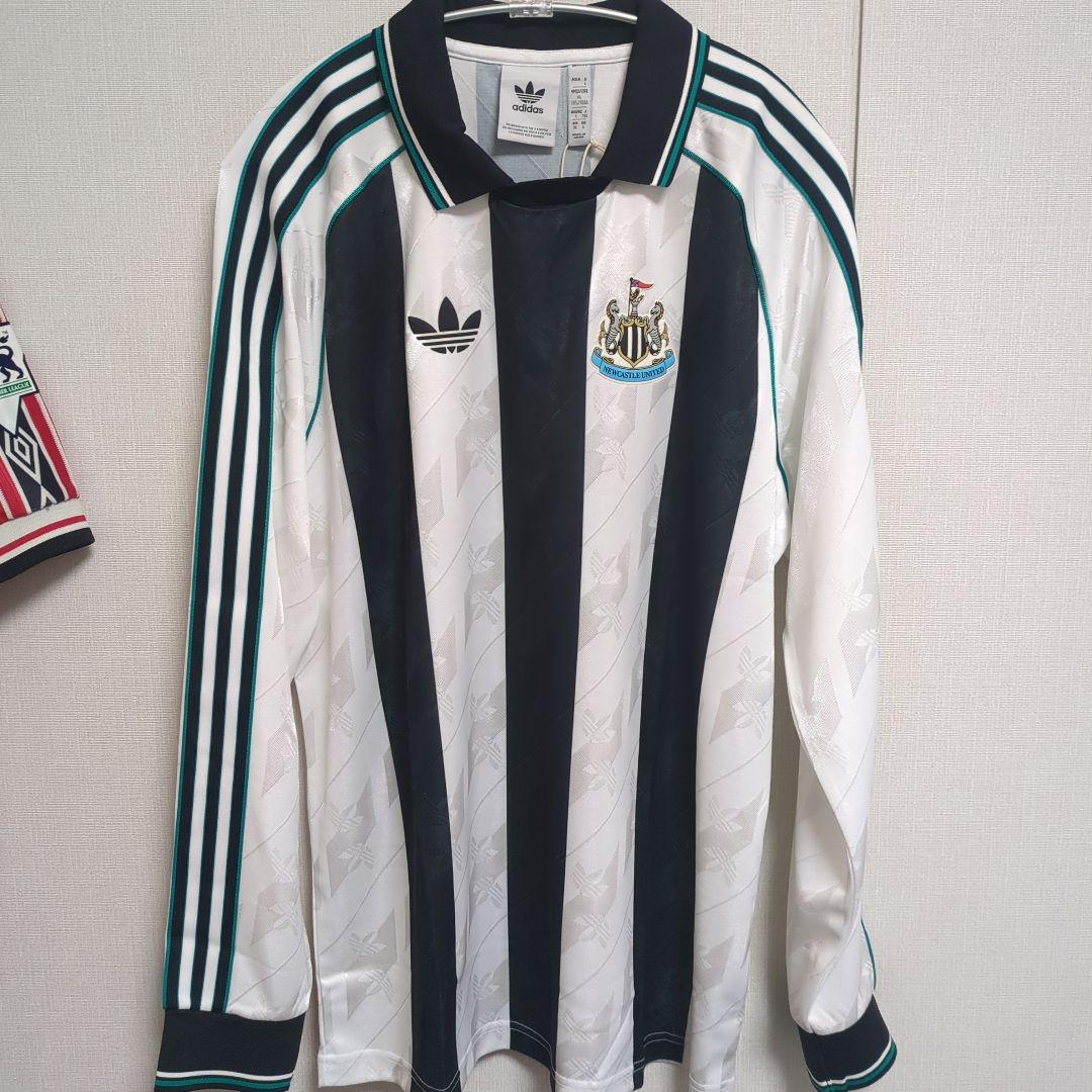 ニューカッスルユナイテッド　シャツ