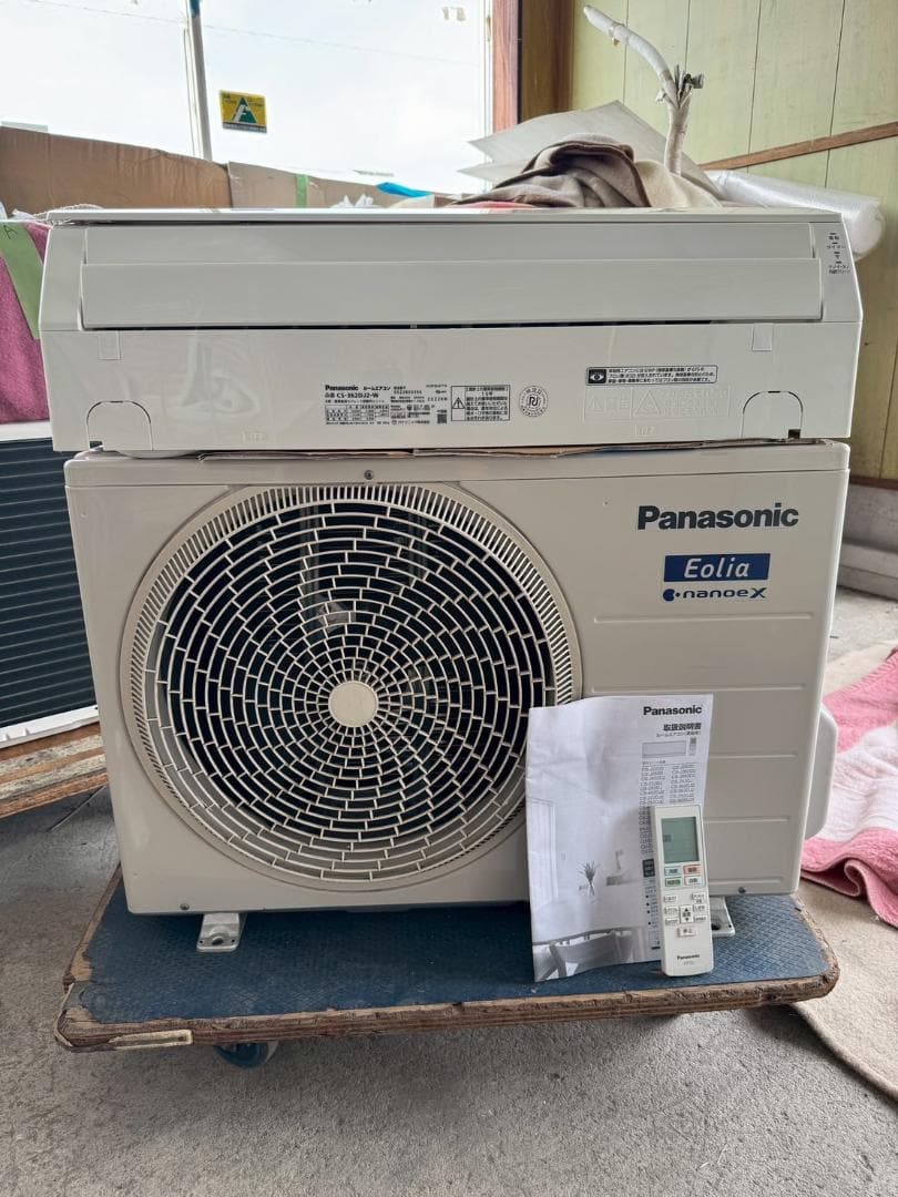 B PanasonicルームエアコンCS-362DJ2-W12畳用2022年製