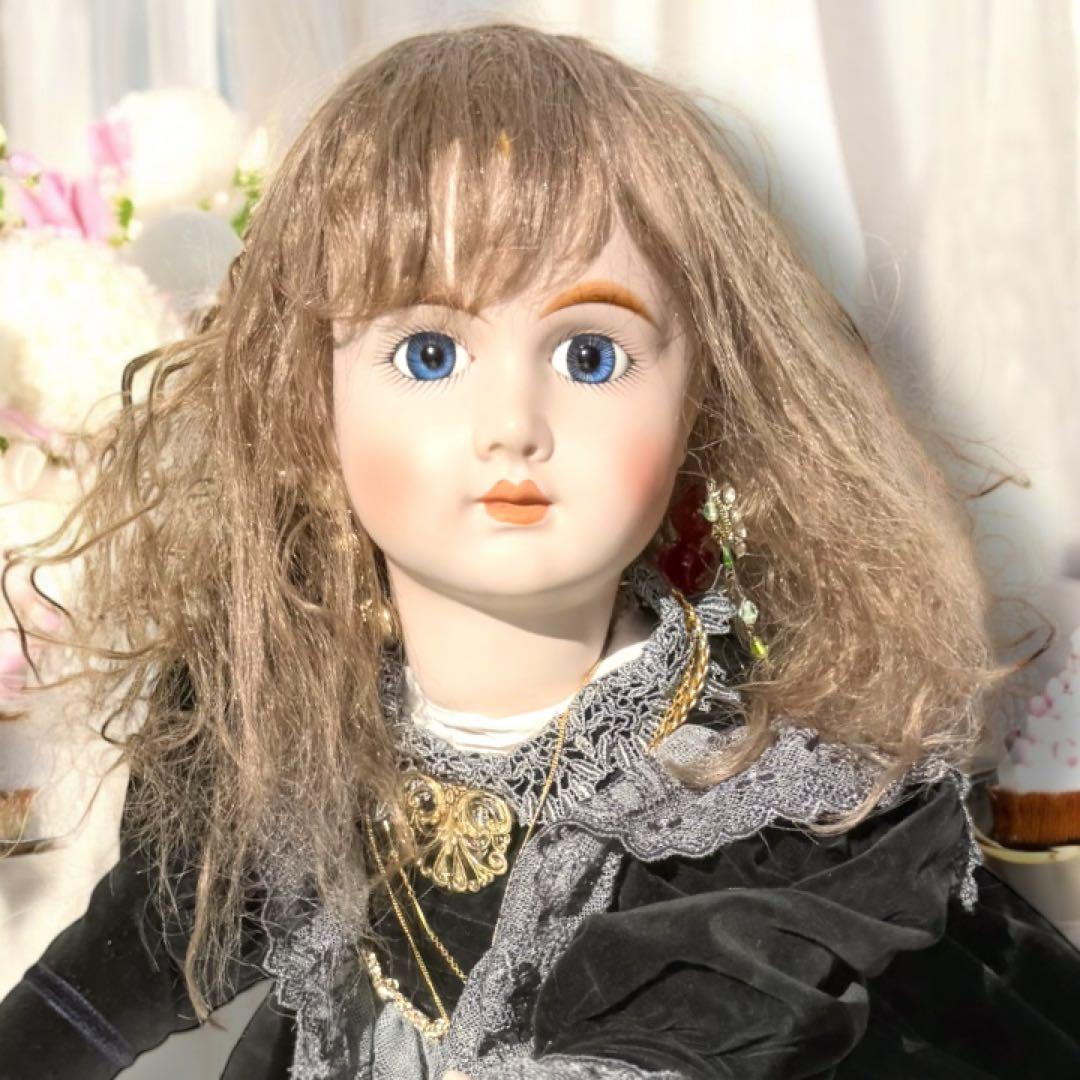 ビスクドール アーテー リプロ AT ブラックドレス 黒 シェルカメオ アクセ