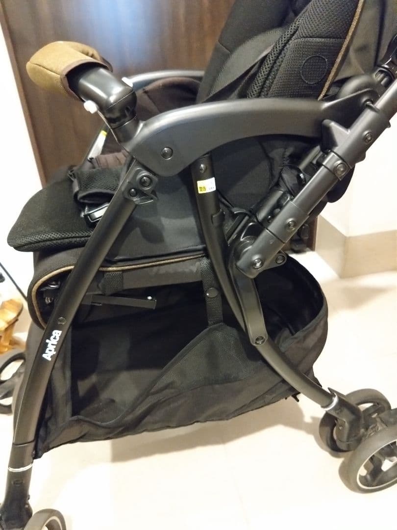 アップリカ ベビーカー ラクーナビッテクッション【23年モデル　1000台限定】