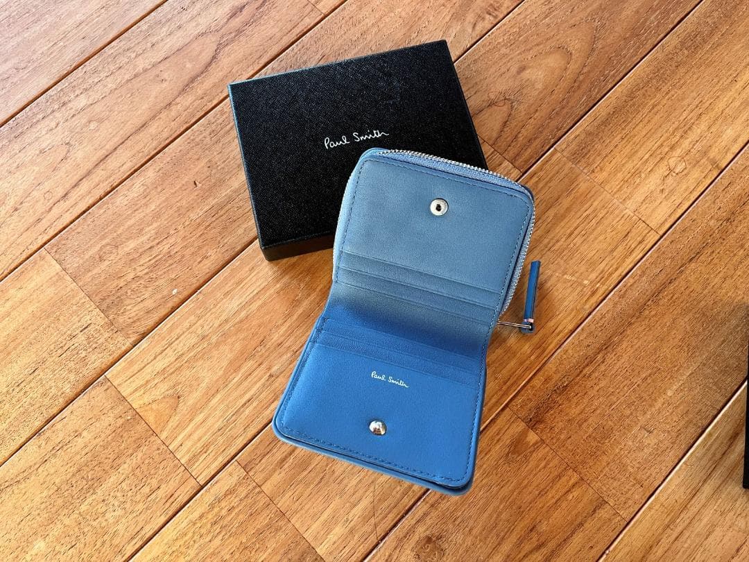 Paul Smith ポールスミス 二つ折り財布 水色
