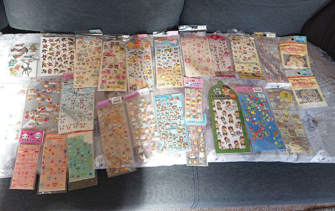 む*ぎ様 平成レトロ/当時物 シール まとめ売り ぷっくりシールあり ジャンク