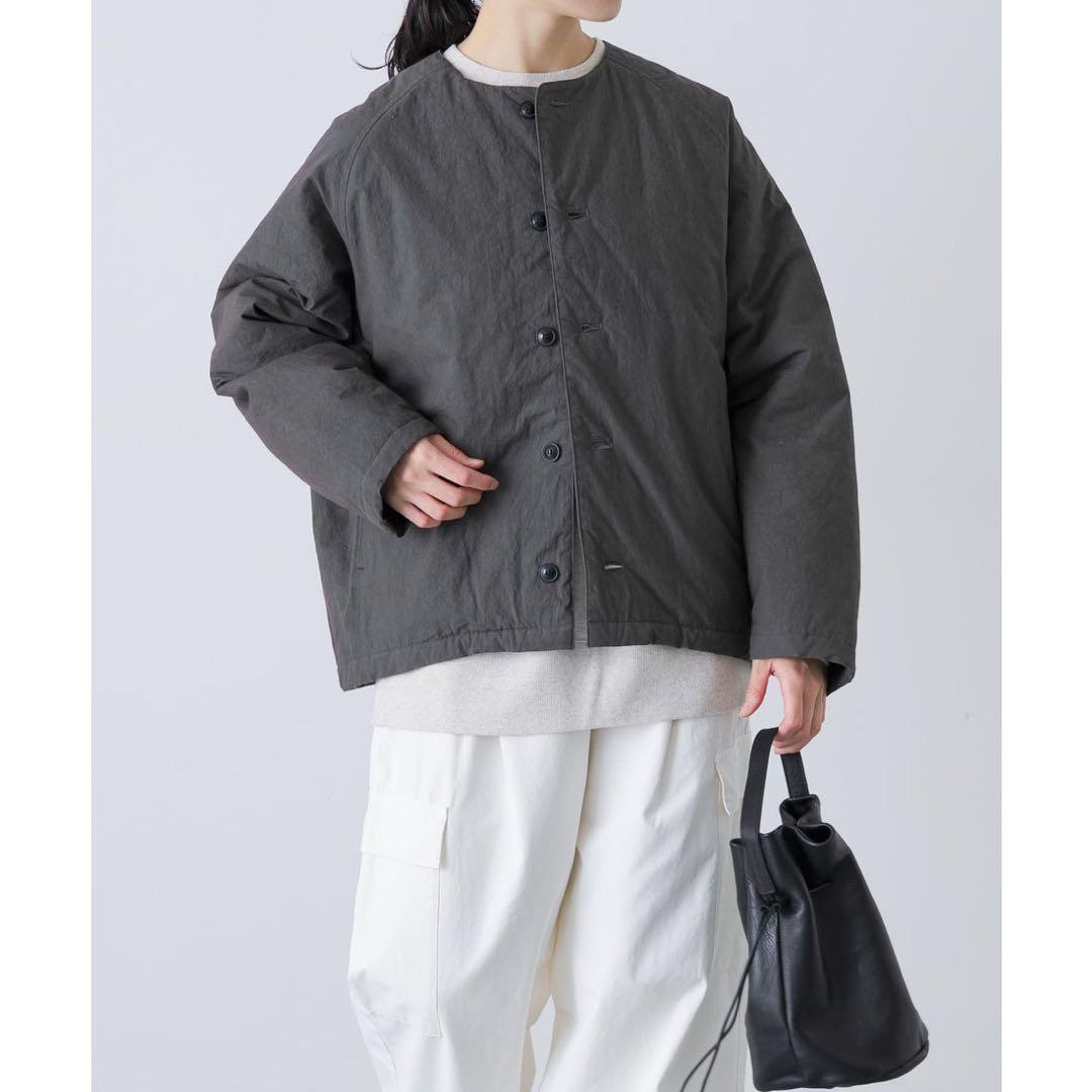 かぐれ　Quilted short coat チャコール