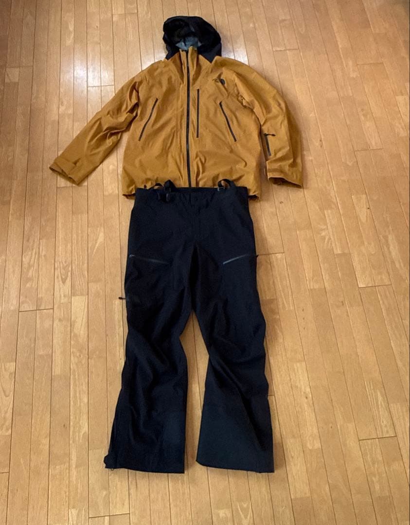 the north face スノーウェア　スキー　スノーボード　 上下セット