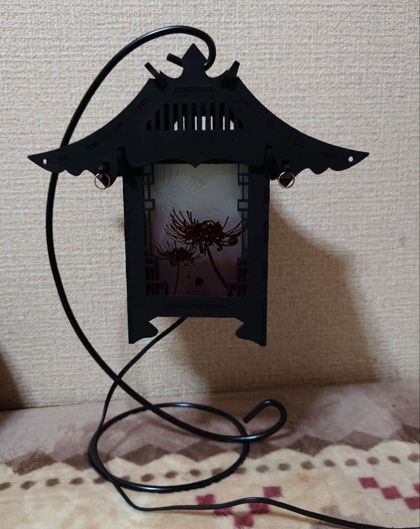 いろした工房 彼岸花の灯篭