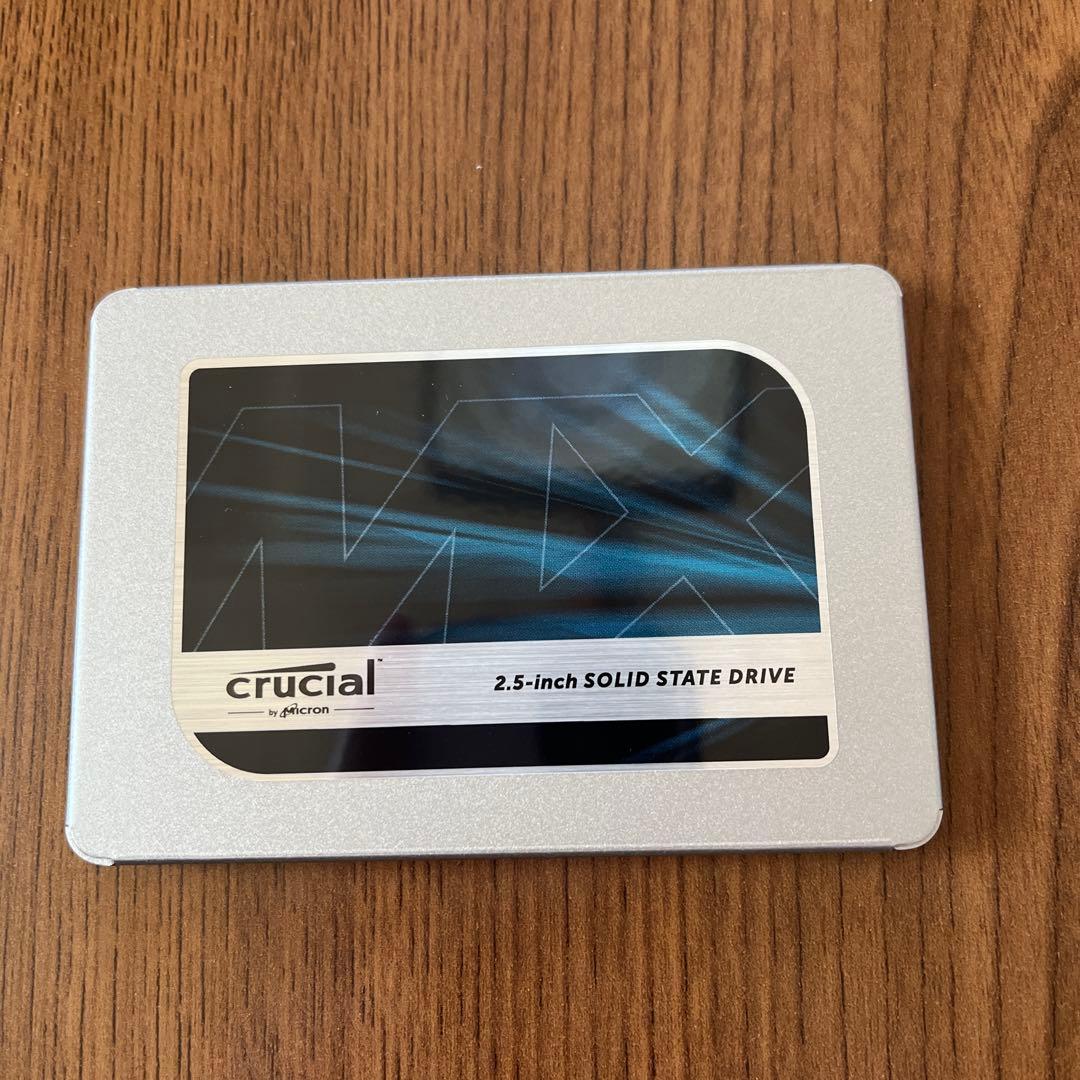 Crucial MX500 1000GB 2.5インチSSD
