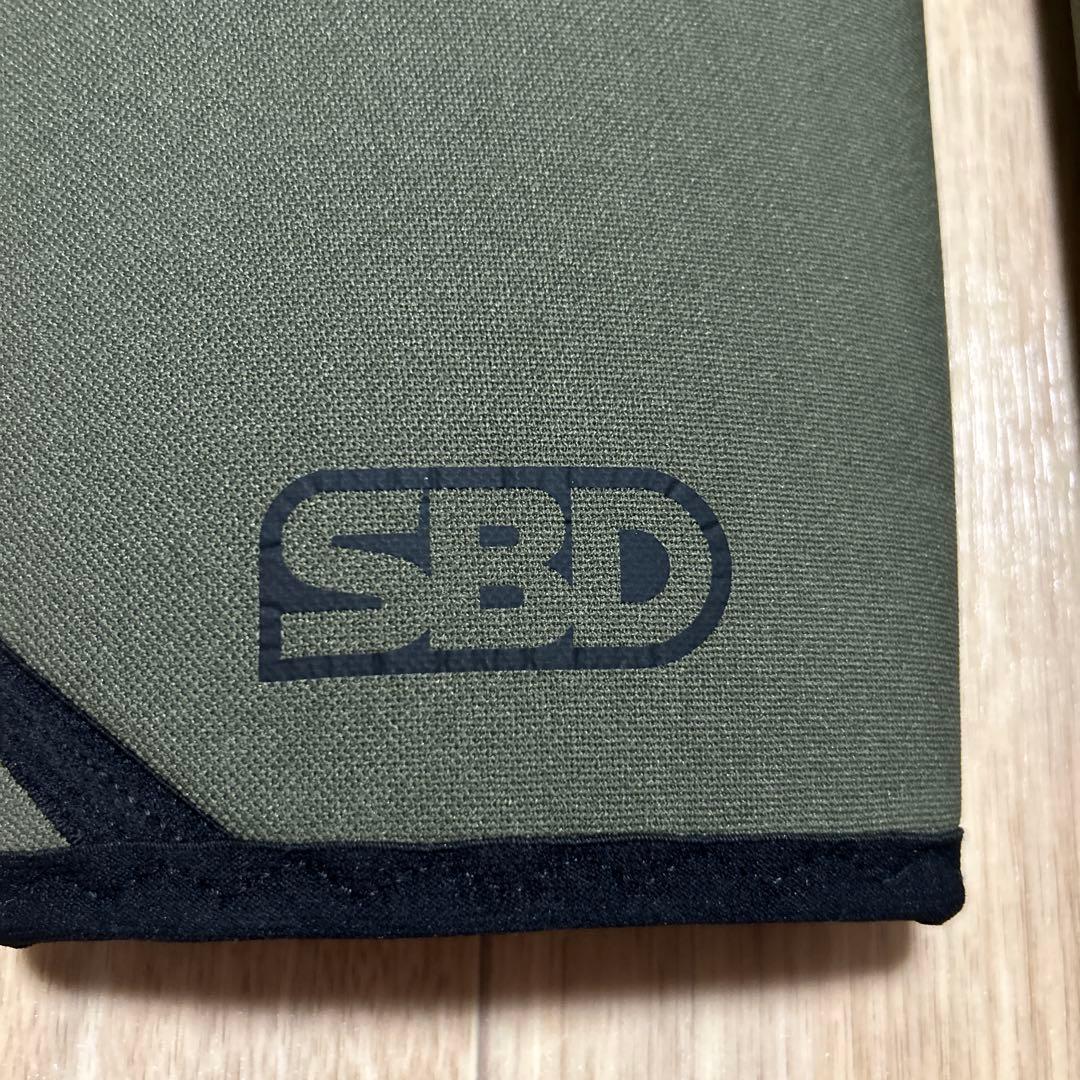 限定品 SBD Endureエンデュア ニースリーブカーキグリーン&ブラック　M