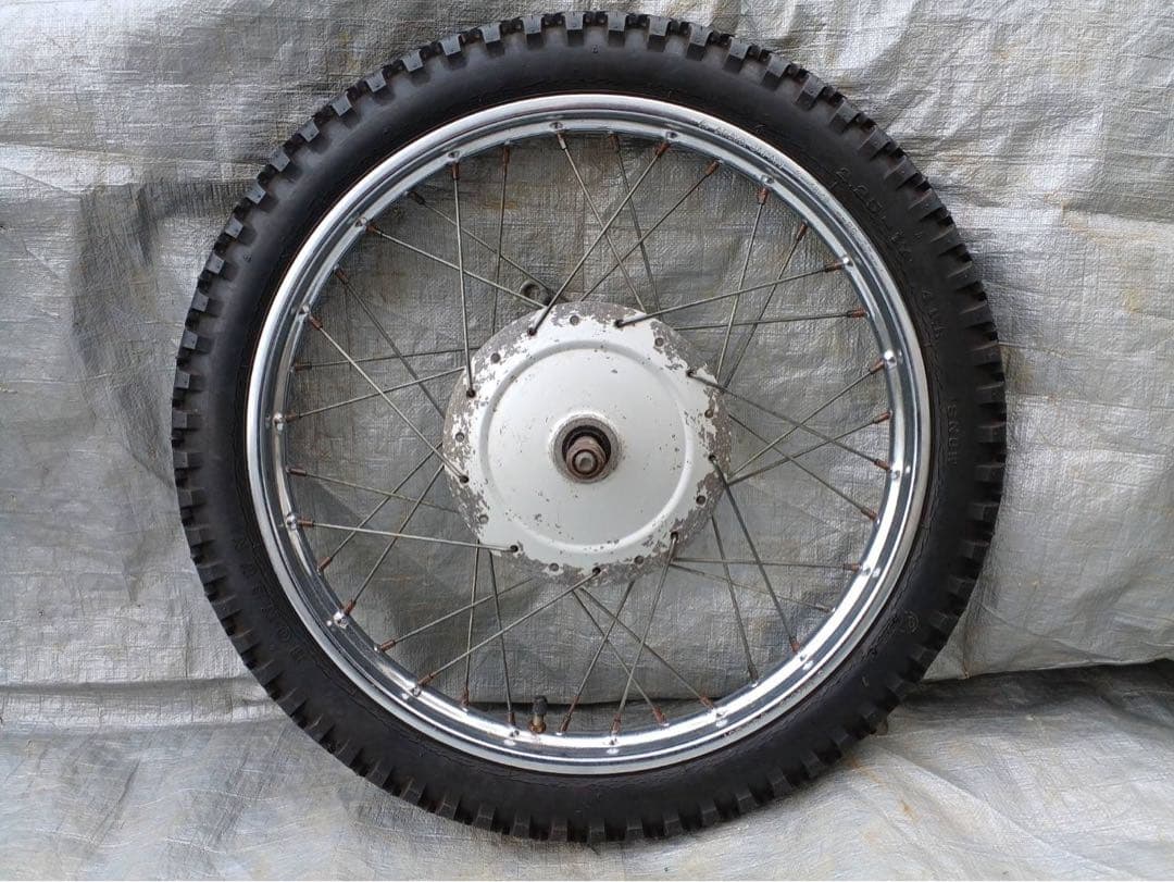 【スーパーカブ90 デラックス フロントホイール セット　通称デカドラム】