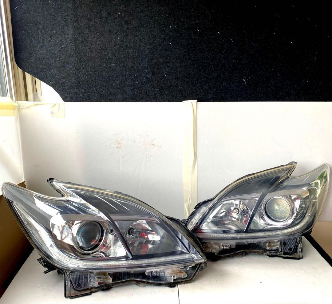 トヨタ プリウス 30系（ZVW30）前期 純正HIDヘッドライト 左右セット
