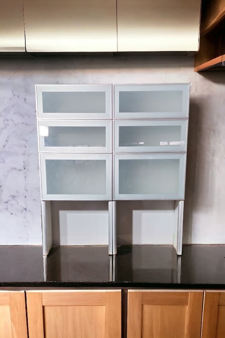 ヨーロッパ製 最高級 カウンタートップ ガラスフロント スライド ユニット