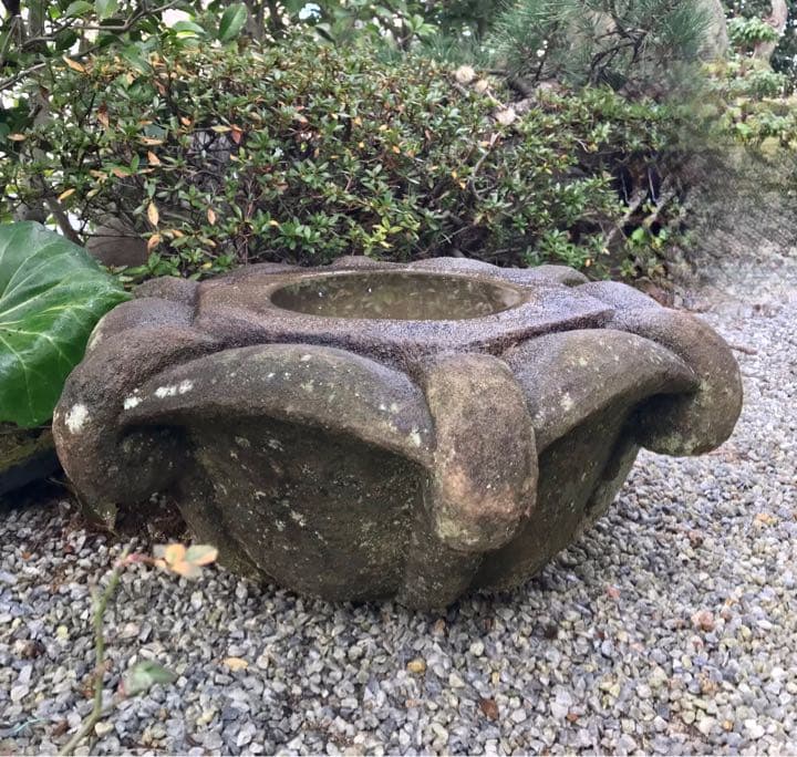 【見立て水鉢・笠型】造園水石飾り石ガーデニングバードバス箱庭