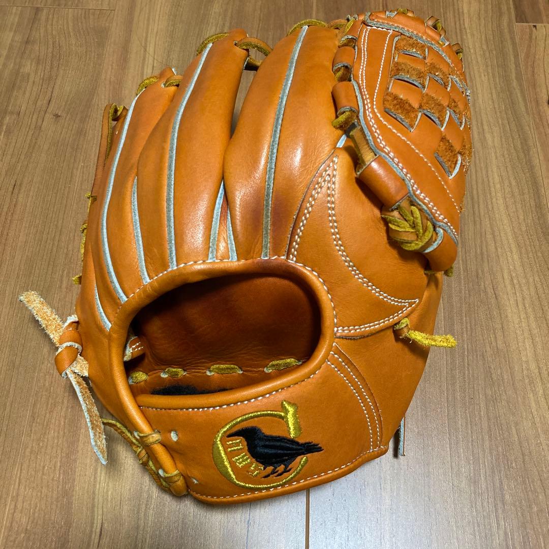 cawsグラブ　アトムズ