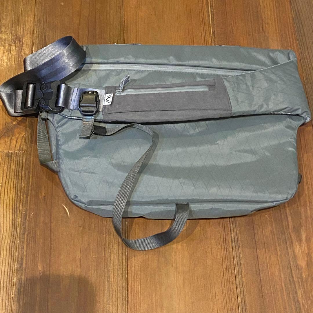 バッグ CMF OUTDOORGARMENT MESSENGER BAG