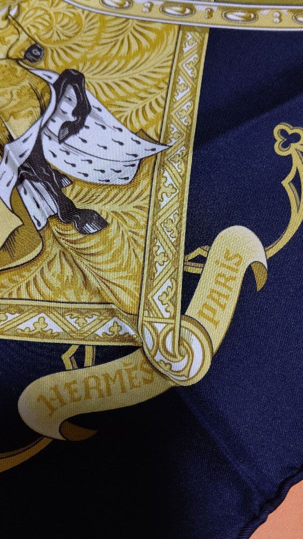 Hermès シルクスカーフ 馬と騎士デザイン