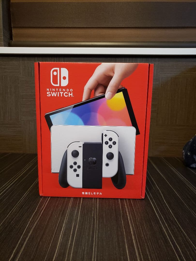 Nintendo Switch　有機EL　ホワイト　本体