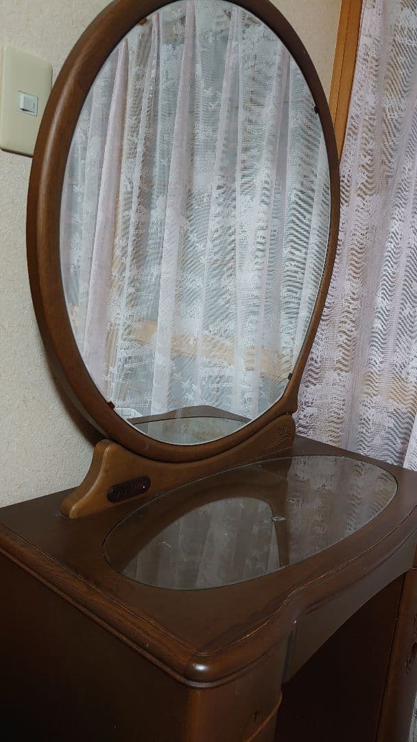 木製ドレッサー アーチ型鏡付き