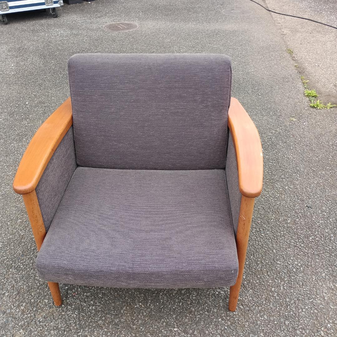 １９８１）1人掛けソファー