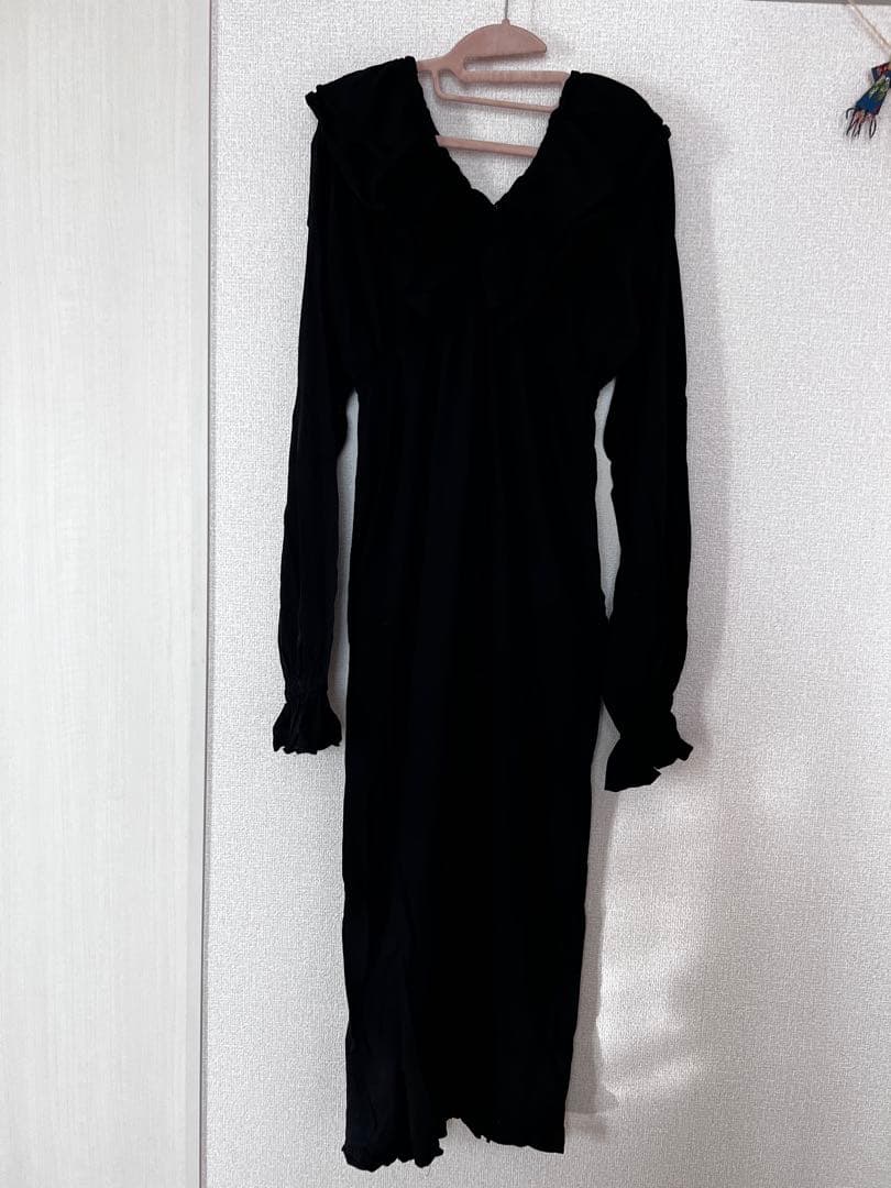 HOLIDAY オールインワンブラック