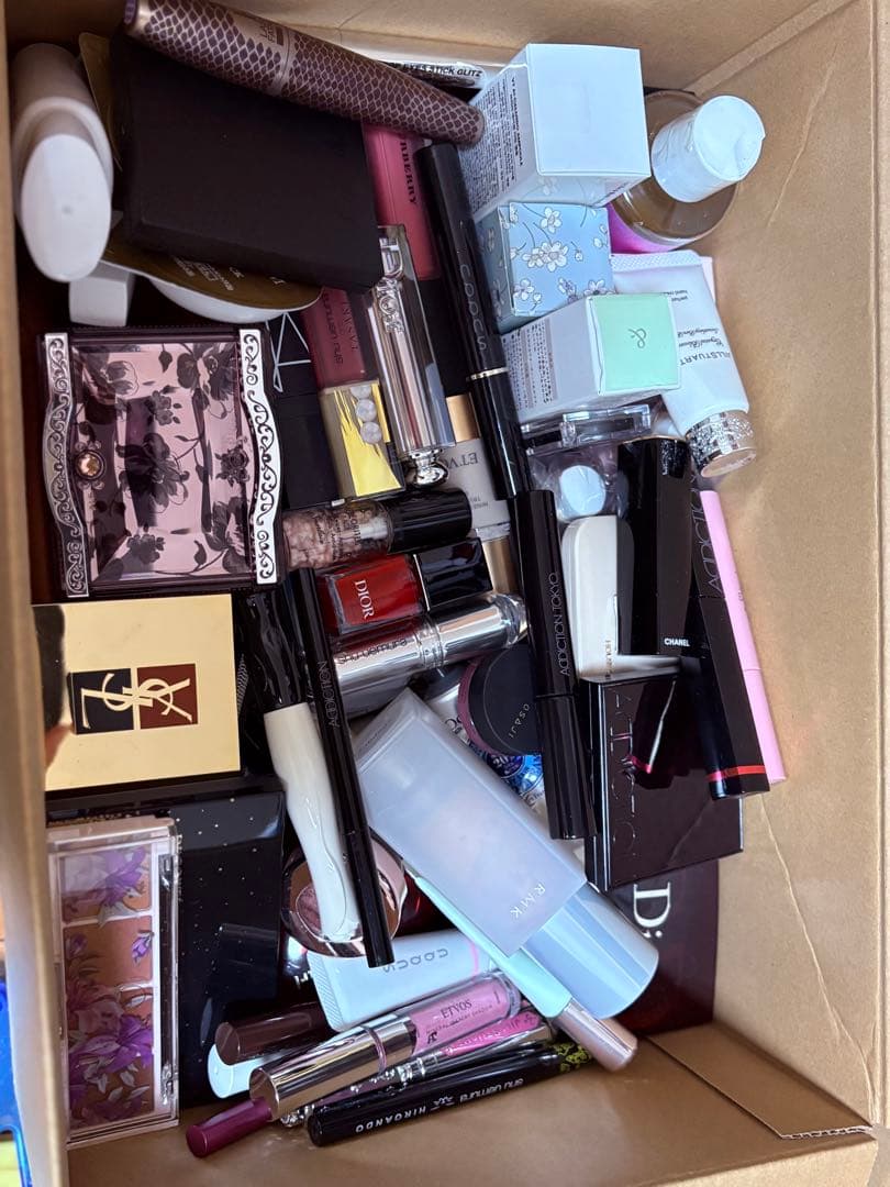 メイクアップ・スキンケアトライアルセットまとめ売り