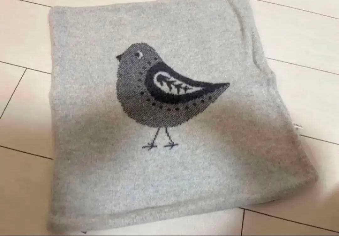 idee イデー　クッションカバー　40cm×40cm 黄色い鳥器店