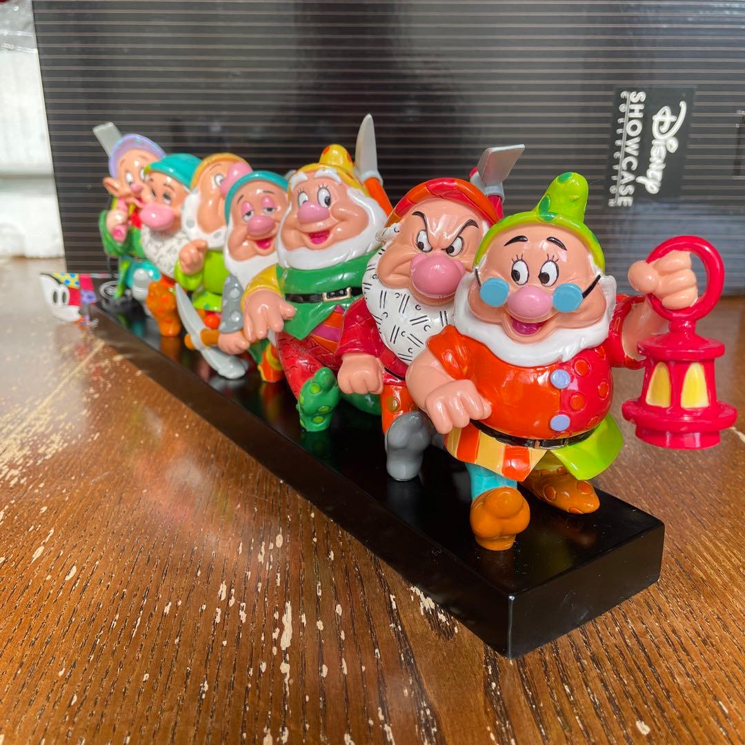 置物 Disneyshowcase DisneyBritto