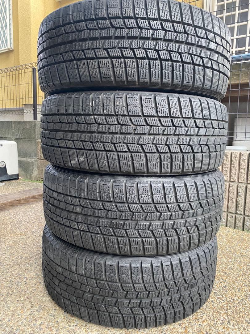 京都よりバリ山GOODYEARスタッドレス225/45R18冬用タイヤ4本セット