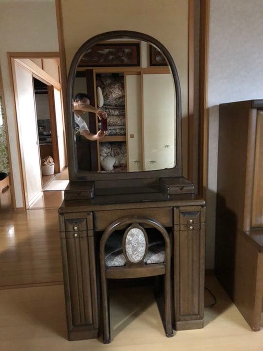 ドレッサーのみ椅子は別売