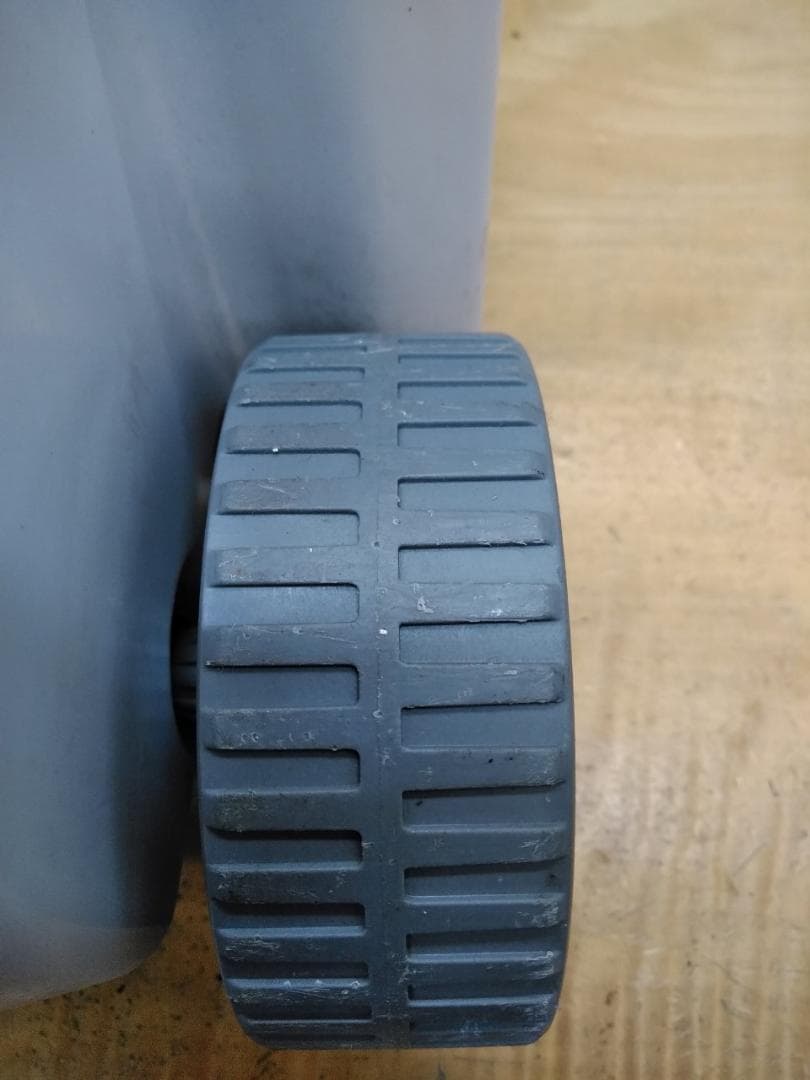 マキタ　芝刈機　MUM280　パワフル550W