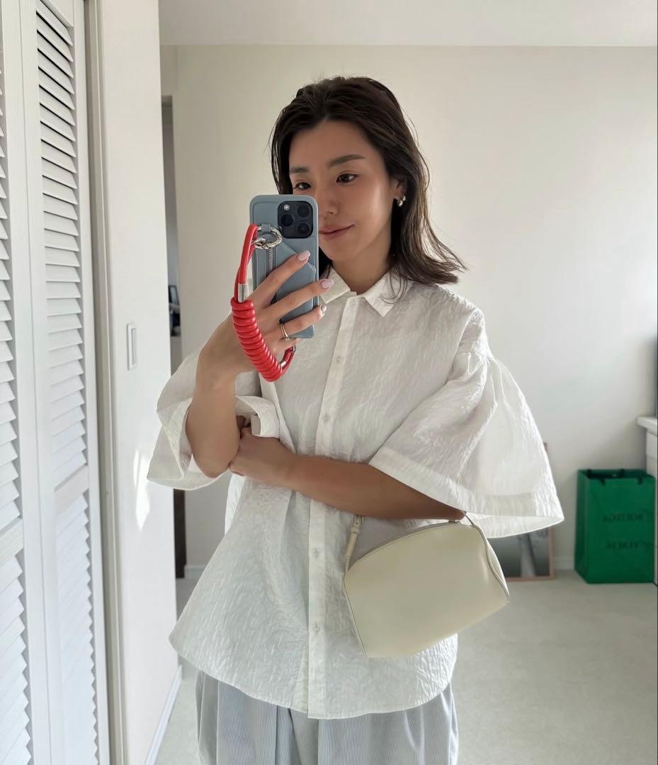 カベサロッソ✴︎ ジャガードタックスリーブブラウス✴︎ ホワイト