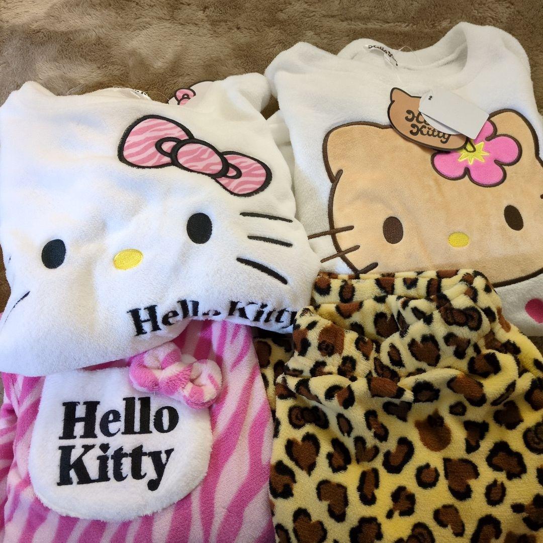 ハローキティ　 パジャマ　寝間着 　日焼けキティ