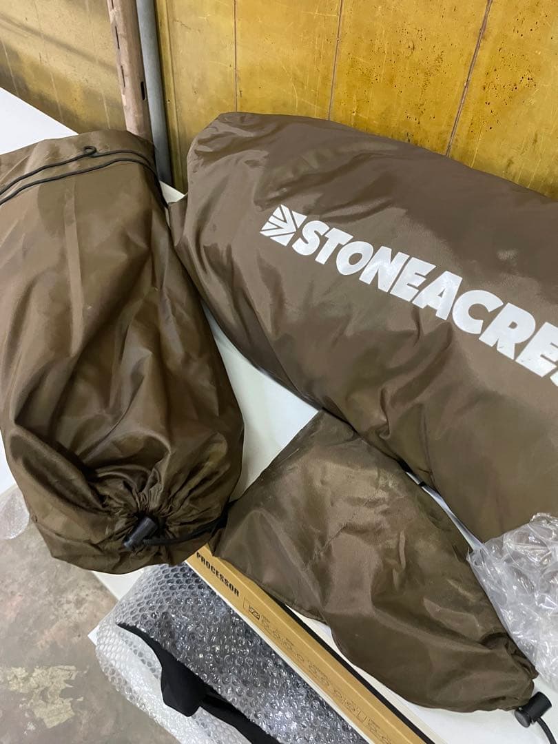 カーサイドシェルター　ストーンエイカーズ