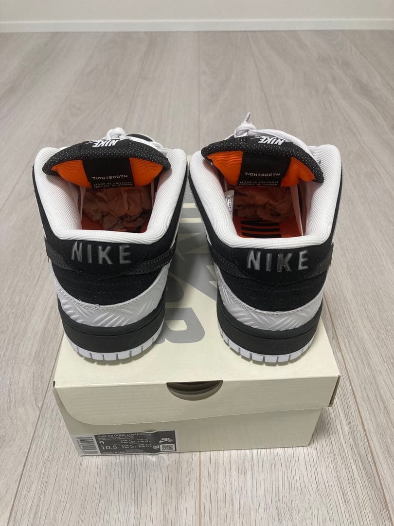 TIGHTBOOTH × Nike SB Dunk Low Pro QS