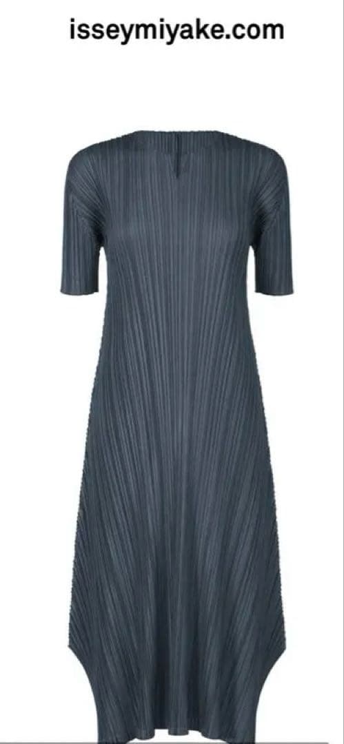 2025 9月　新品同様　プリーツプリーズ　メロウプリーツ　ワンピース