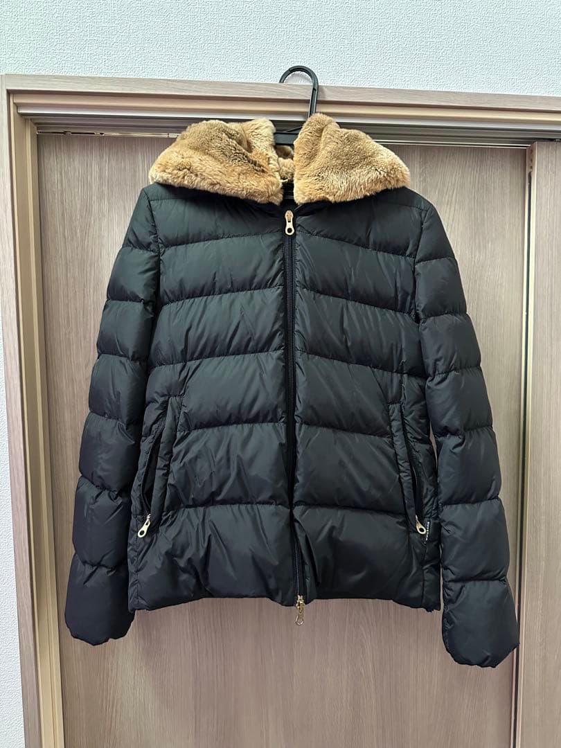 DUVETICA ROISIN ファー付きダウンジャケット