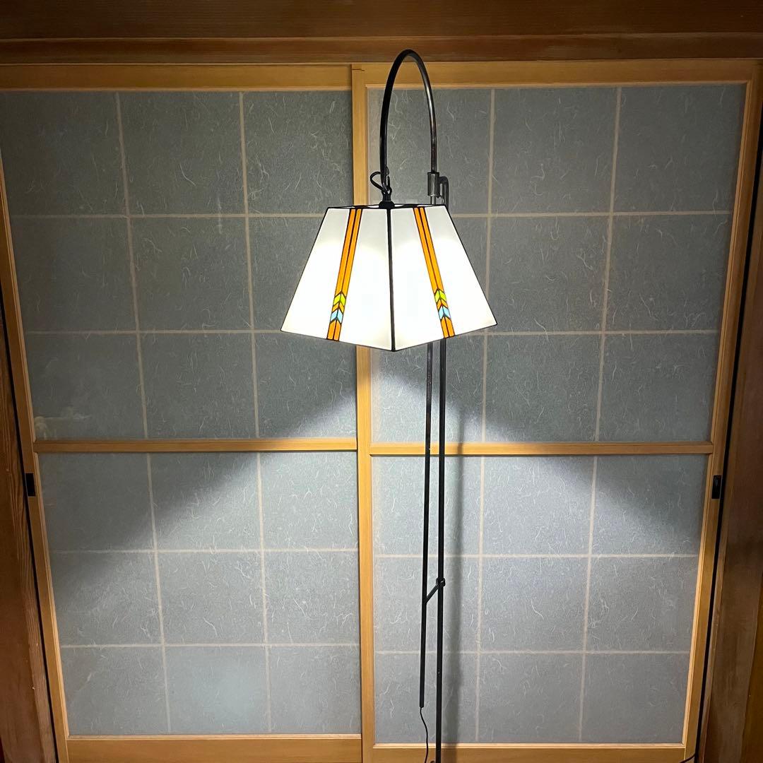 アンティーク　ステンドグラスライト　スタンドライト