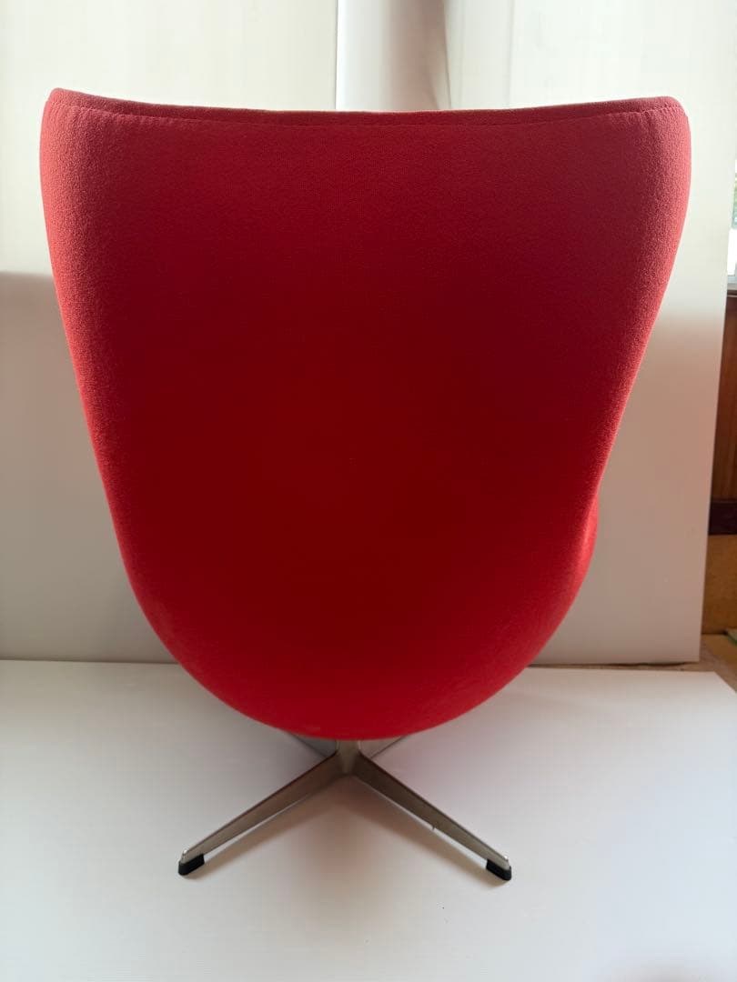 エッグチェア 赤 ファブリック　アンティーク　アルネ・ヤコブセン