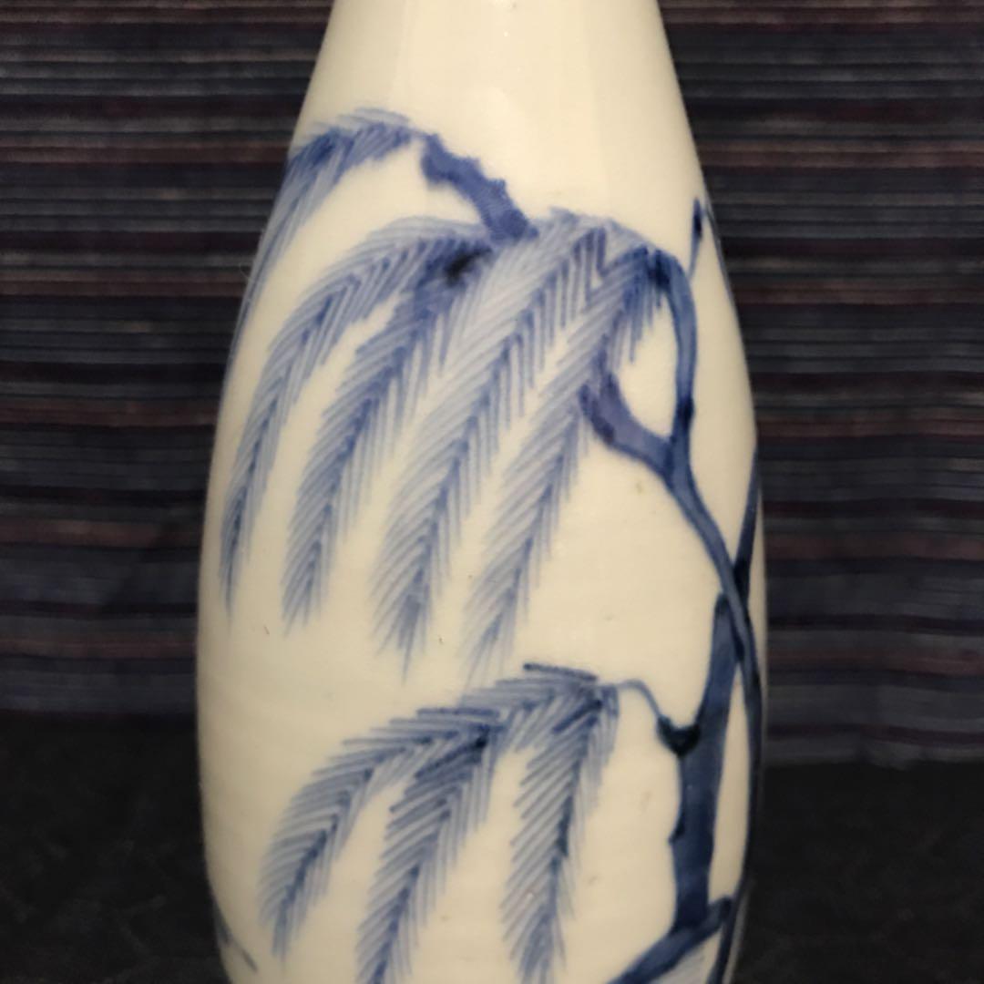 珍品形　江戸期古伊万里（切込焼？）　小瓶形柳図徳利　本物保証