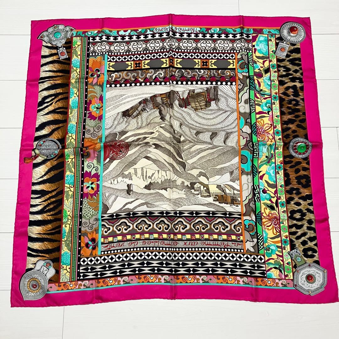 エルメス スカーフ カレ90 アニマル トラ柄 花柄