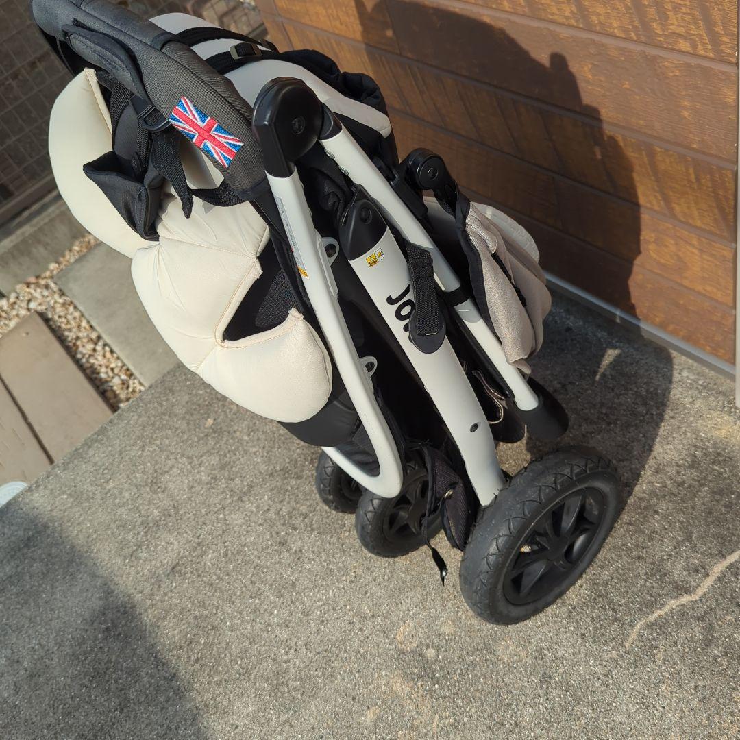 E*u様 Joie ベビーカー　ライトトラックスエア　クッション付　（カシュー）