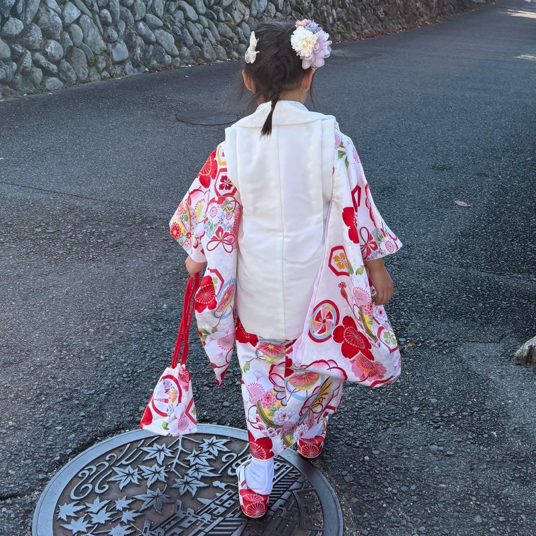七五三　3歳　着物フルセット　下駄　巾着　付き　ユーズド
