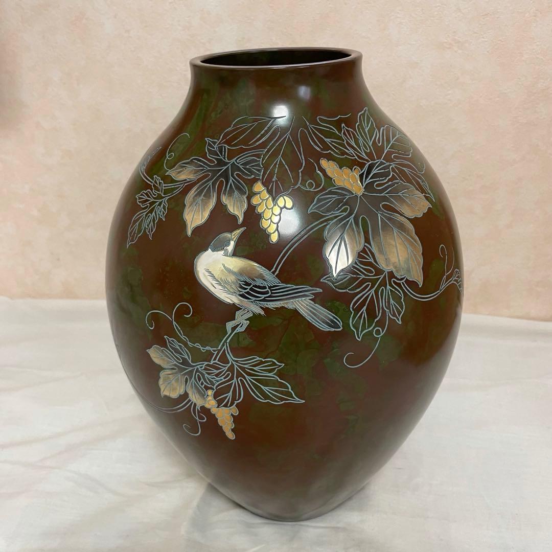 【真峰作】鳥と葉の装飾花瓶