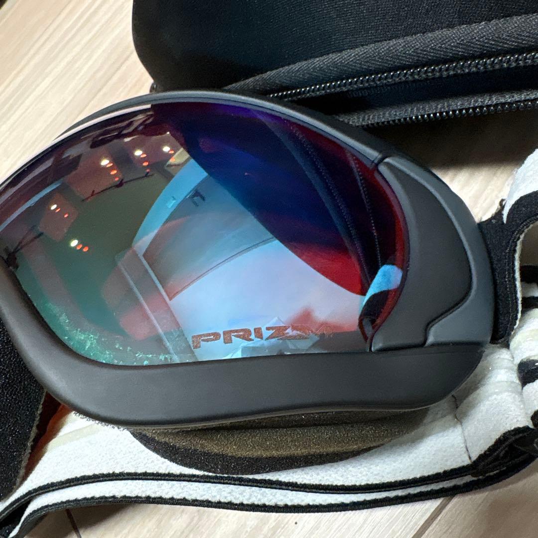 Oakley PRIZM スキーゴーグル