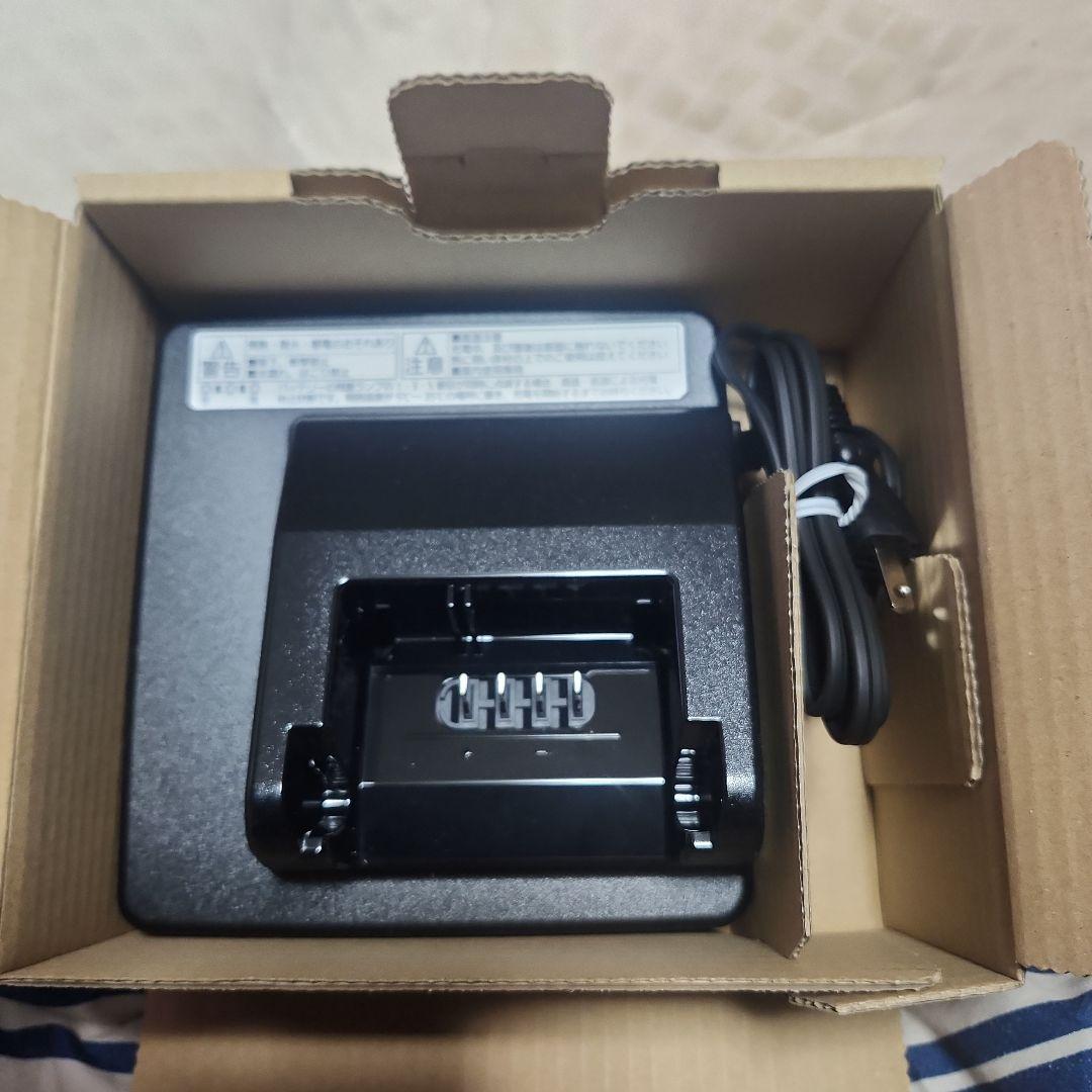 f*7様 Panasonic NKJ075Z バッテリー充電器