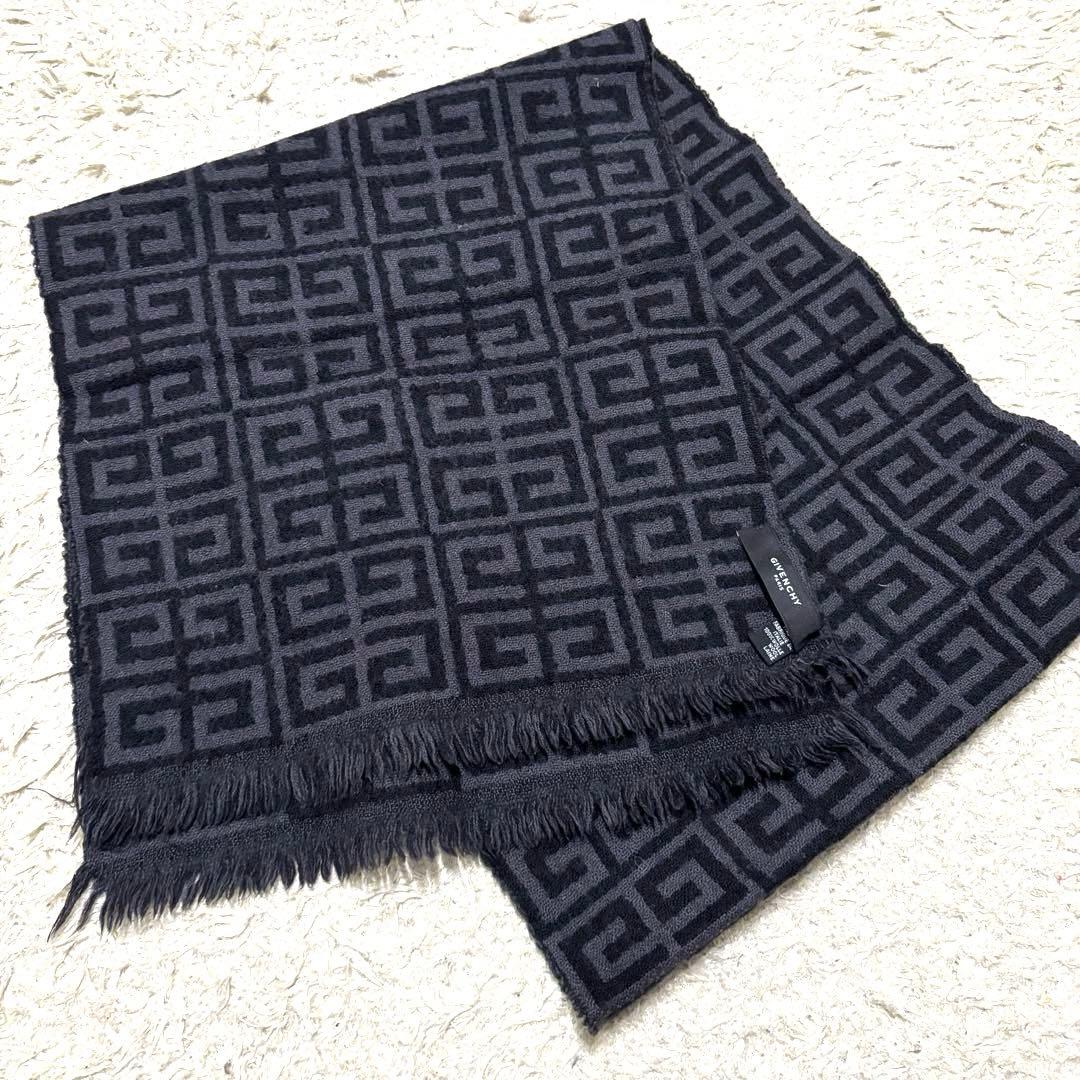極美品　GIVENCHY ジバンシー マフラー ストール モノグラム　総柄