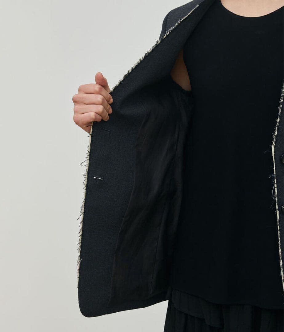 今期25冬新作未使用タグ付きDESPRESデプレノーカラージャケット